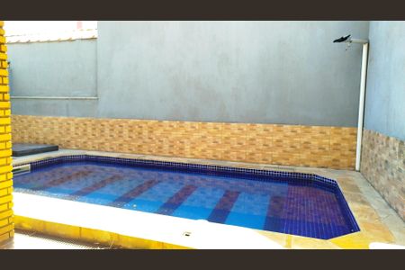 Casa para alugar com 300m², 3 quartos e 6 vagas Casa para alugar com 300m², 3 quartos e 6 vagasPiscina