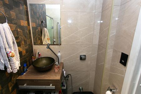 Apartamento à venda com 62m², 2 quartos e 1 vagaBanheiro