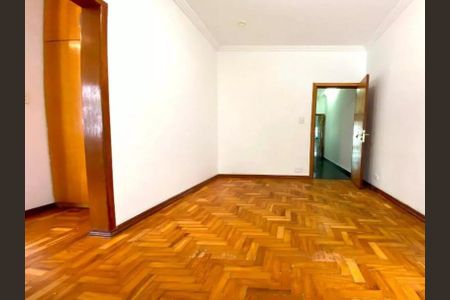 Casa à venda com 200m², 3 quartos e 2 vagas