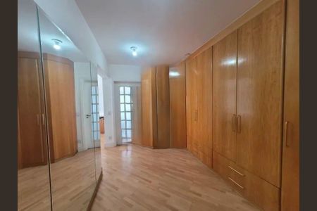 Apartamento à venda com 210m², 4 quartos e 3 vagas