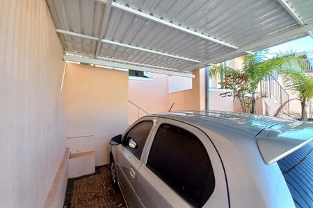 Casa à venda com 291m², 3 quartos e 4 vagas Casa à venda com 291m², 3 quartos e 4 vagasGaragem