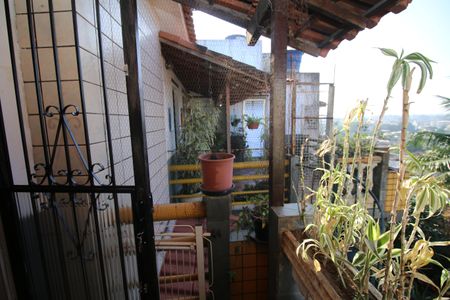 Casa à venda com 119m², 3 quartos e 1 vagaVaranda - Fundos