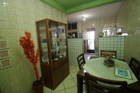 Casa à venda com 119m², 3 quartos e 1 vagaCopa