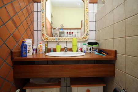 Casa à venda com 119m², 3 quartos e 1 vagaBanheiro Social