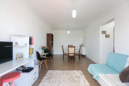 Apartamento à venda com 72m², 2 quartos e 2 vagasSala