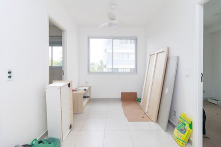 Sala de apartamento para alugar com 2 quartos, 34m² em Santo Amaro, São Paulo
