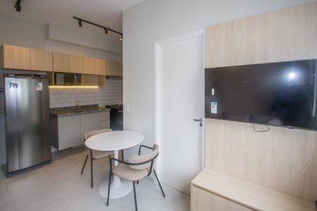 Sala de apartamento para alugar com 2 quartos, 34m² em Santo Amaro, São Paulo