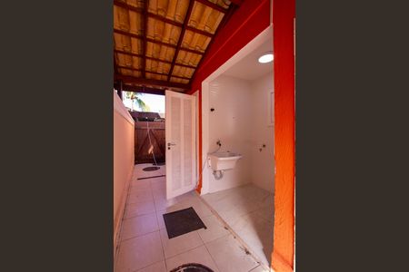 Casa de condomínio à venda com 120m², 3 quartos e 2 vagas Casa de condomínio à venda com 120m², 3 quartos e 2 vagasÁrea de Serviço