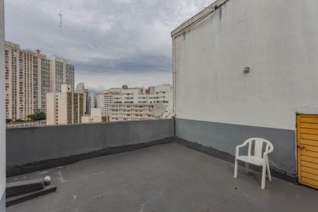 Apartamento para alugar com 85m², 2 quartos e sem vagaSacada