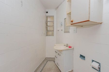 Apartamento para alugar com 85m², 2 quartos e sem vagaBanheiro
