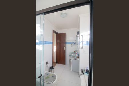 Casa à venda com 150m², 3 quartos e 2 vagas Casa à venda com 150m², 3 quartos e 2 vagasBanheiro da Suíte