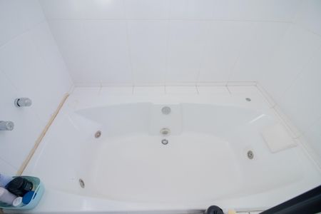 Casa à venda com 150m², 3 quartos e 2 vagas Casa à venda com 150m², 3 quartos e 2 vagasBanheiro da Suíte