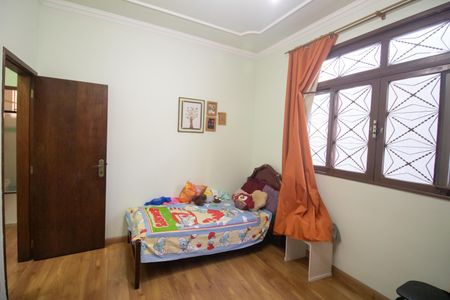 Casa à venda com 150m², 3 quartos e 2 vagas Casa à venda com 150m², 3 quartos e 2 vagasQuarto 1