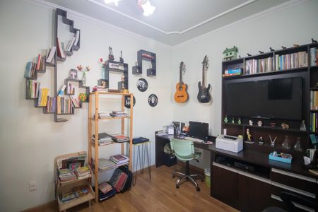 Casa à venda com 150m², 3 quartos e 2 vagas Casa à venda com 150m², 3 quartos e 2 vagasQuarto 2