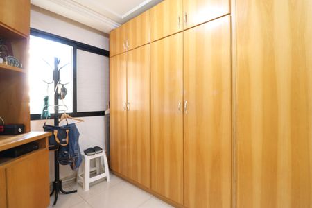 Apartamento para alugar com 126m², 3 quartos e 2 vagasQuarto 2