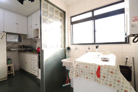 Apartamento para alugar com 126m², 3 quartos e 2 vagasCozinha e Área de Serviço