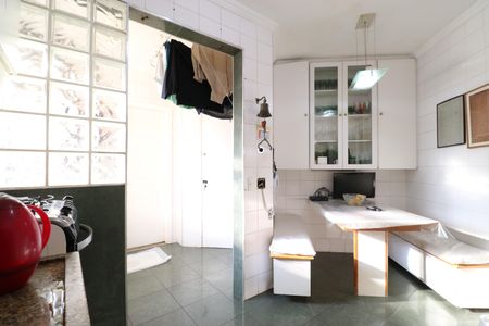 Apartamento para alugar com 126m², 3 quartos e 2 vagasCozinha e Área de Serviço