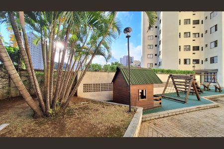 Apartamento para alugar com 126m², 3 quartos e 2 vagasÁrea comum - Playground