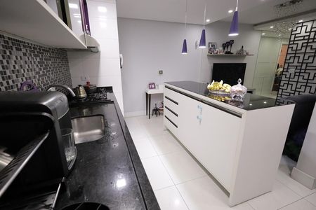Apartamento à venda com 114m², 2 quartos e 2 vagasCozinha