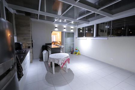 Apartamento à venda com 114m², 2 quartos e 2 vagasChurrasqueira