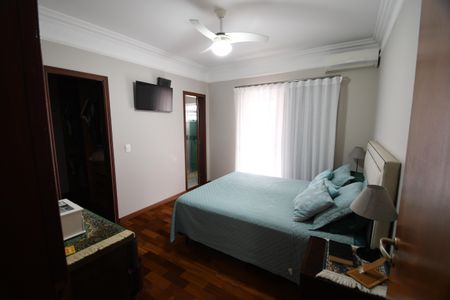 Casa à venda com 260m², 3 quartos e 4 vagas Suíte 3