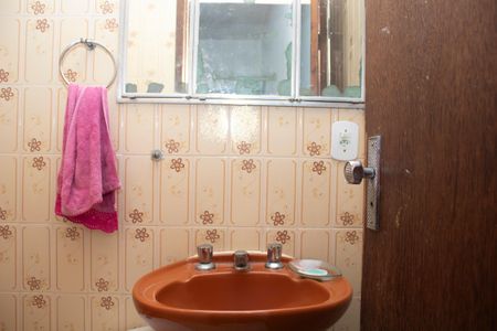 Casa à venda com 360m², 4 quartos e 4 vagasBanheiro Suíte 1