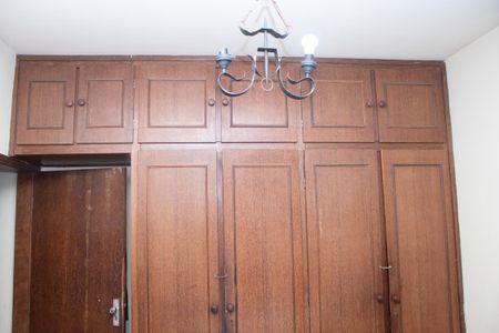 Casa à venda com 360m², 4 quartos e 4 vagasSuíte 2