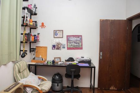 Casa à venda com 360m², 4 quartos e 4 vagasQuarto 2