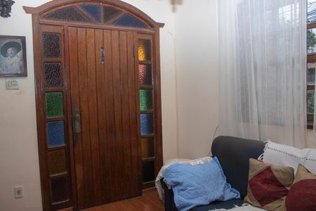 Casa à venda com 360m², 4 quartos e 4 vagasSala