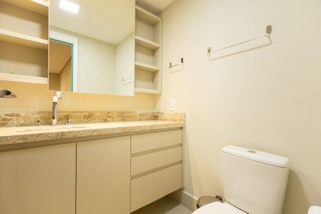 Apartamento à venda com 136m², 3 quartos e 2 vagasBanheiro da Suíte 3