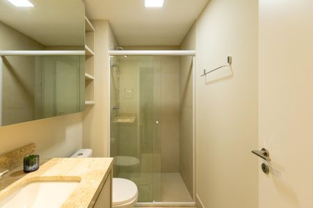 Apartamento à venda com 136m², 3 quartos e 2 vagasBanheiro da Suíte 1