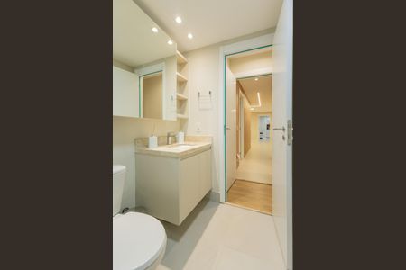 Apartamento à venda com 136m², 3 quartos e 2 vagasBanheiro da Suíte 2