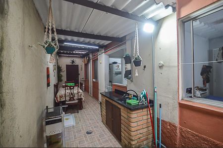 Apartamento para alugar com 90m², 2 quartos e 1 vagaQuintal