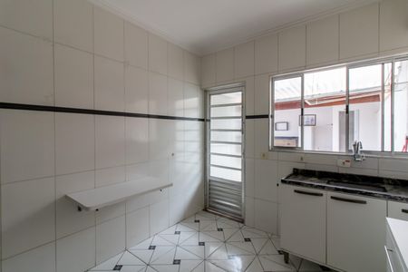 Casa de condomínio para alugar com 55m², 2 quartos e 2 vagas Casa de condomínio para alugar com 55m², 2 quartos e 2 vagasCozinha