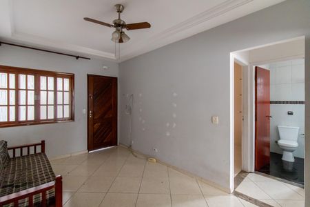 Casa de condomínio para alugar com 55m², 2 quartos e 2 vagas Casa de condomínio para alugar com 55m², 2 quartos e 2 vagasSala