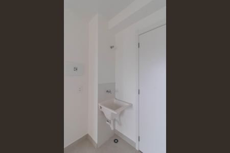 Apartamento à venda com 32m², 2 quartos e sem vaga Apartamento à venda com 32m², 2 quartos e sem vagaArea de Serviço