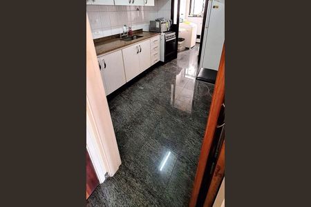 Apartamento à venda com 75m², 3 quartos e 1 vaga