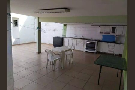 Casa à venda com 200m², 3 quartos e 3 vagas