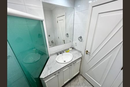 Casa à venda com 465m², 4 quartos e 7 vagasBanheiro da Suíte