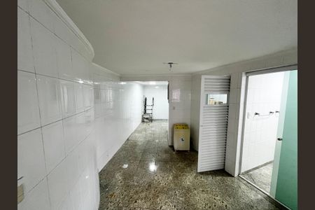 Casa à venda com 465m², 4 quartos e 7 vagasSaúna