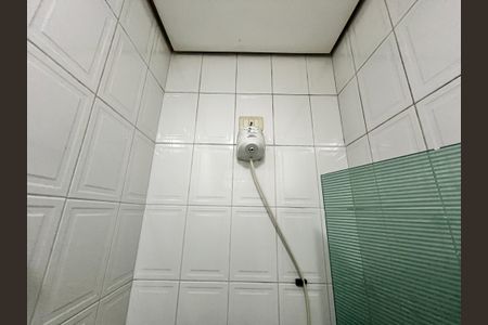 Casa à venda com 465m², 4 quartos e 7 vagasBanheiro de serviço