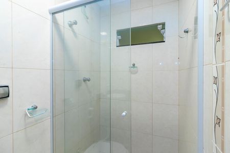 Casa à venda com 167m², 4 quartos e 4 vagas Casa à venda com 167m², 4 quartos e 4 vagasBanheiro da Suíte 2