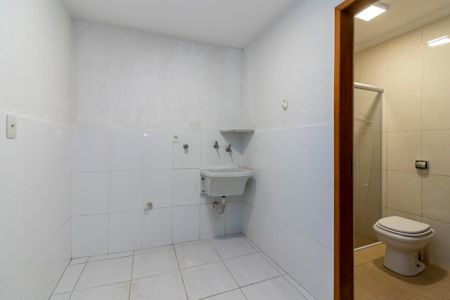 Casa à venda com 167m², 4 quartos e 4 vagas Casa à venda com 167m², 4 quartos e 4 vagasÁrea de Serviço