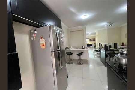 Casa à venda com 250m², 3 quartos e 4 vagas