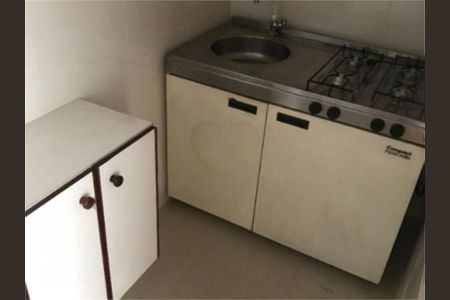 Apartamento à venda com 42m², 1 quarto e sem vaga