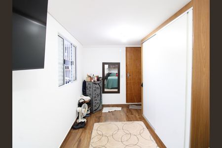 Casa à venda com 140m², 2 quartos e 2 vagasSuíte