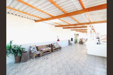 Casa à venda com 140m², 2 quartos e 2 vagasTerraço Gourmet