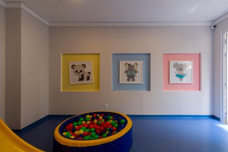 Apartamento à venda com 33m², 2 quartos e sem vagaÁrea Comum - Brinquedoteca