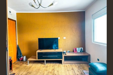 Casa à venda com 98m², 2 quartos e 1 vaga