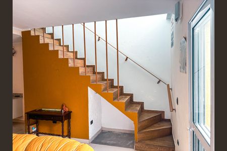 Casa à venda com 98m², 2 quartos e 1 vaga